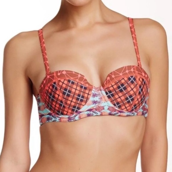 MAAJI CANTER and PICNIC UNDERWIRE bikini TOP S